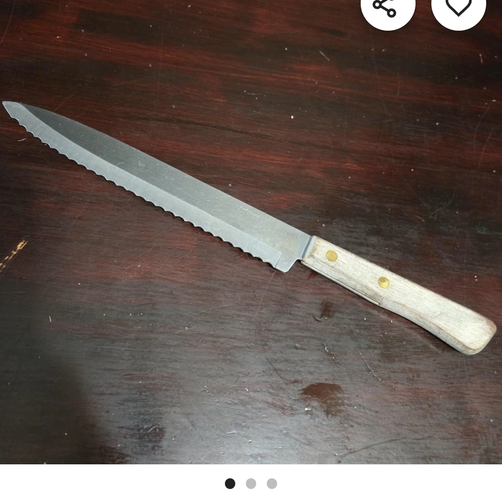 Robinson Vintage Serrated Bread Knife with Wooden Handle